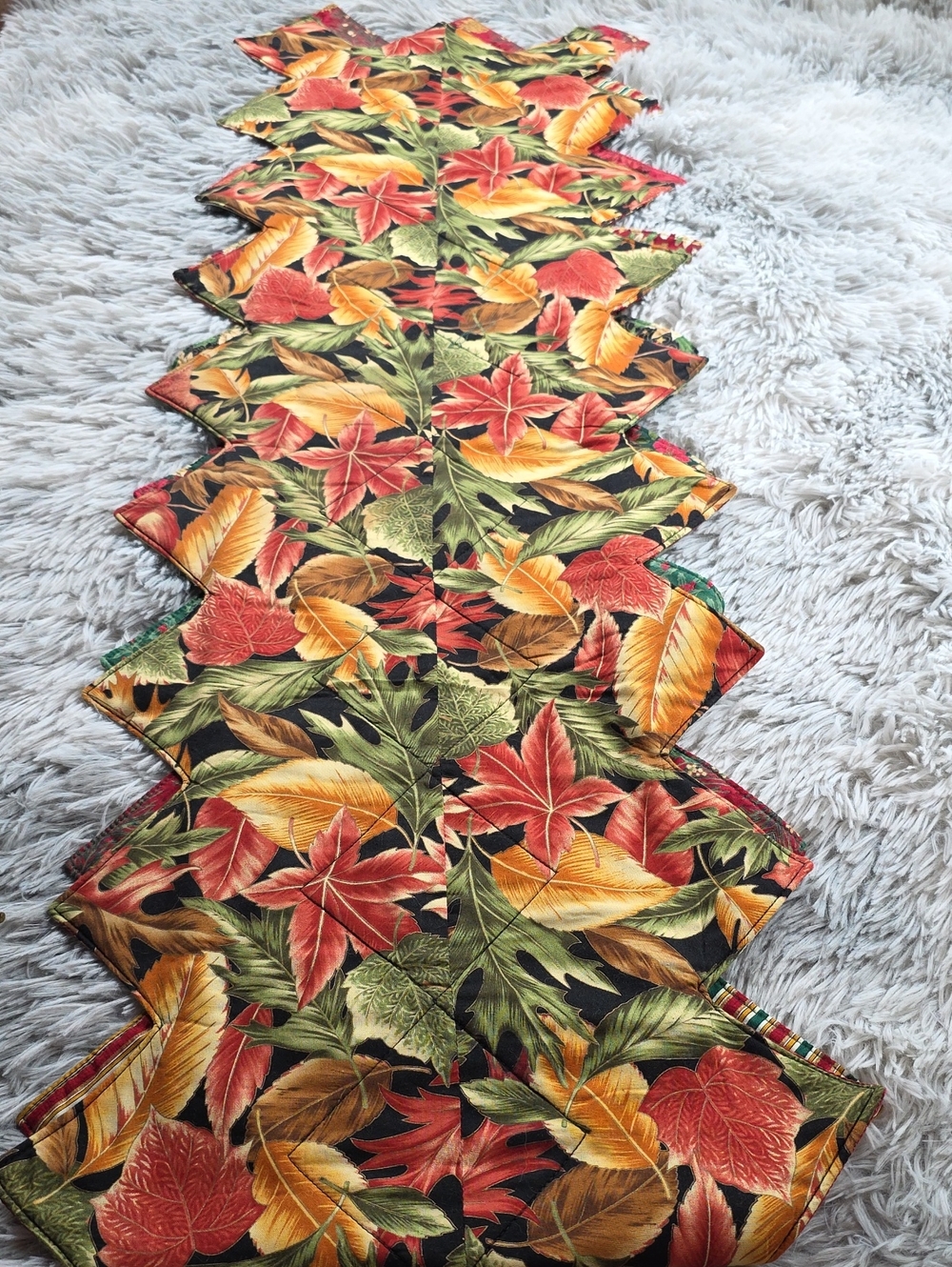 Autumn Leaves Table Runner - Multicolor Fall Leaf And the Christmas design